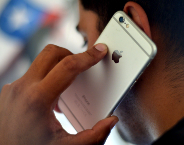 Крупнейший контрагент Apple, тайваньская Foxconn, начала производство новой модели американского смартфона, iPhone 15, на территории Индии, сообщает в среду агентство Bloomberg. Как отмечает агентство, Apple в настоящий момент осуществляет долгосрочн...