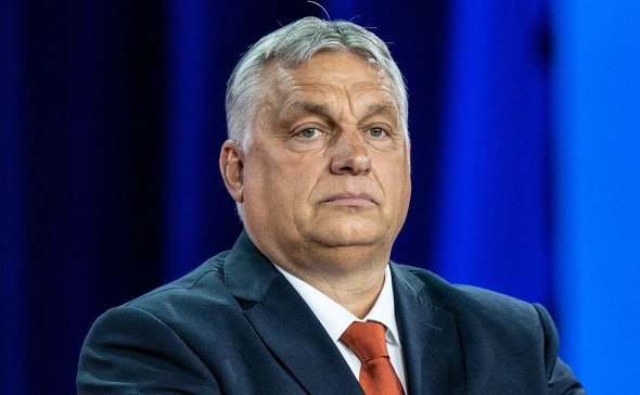 Венгерский премьер-министр Виктор Орбан вызвал беспокойство и недоверие среди европейских партнеров своими заявлениями и действиями, которые воспринимаются как угроза для Евросоюза. Об этом сообщает британская газета The Guardian, ссылаясь на высокоп...
