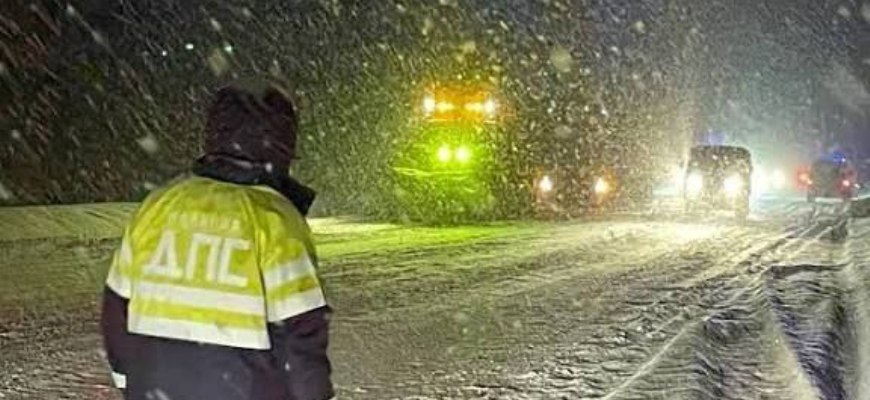 По сообщению Ивановского центра по гидрометеорологии и мониторингу окружающей среды, в ближайшие сутки, с 18:00 1 февраля до 18:00 2 февраля 2026 года, городу Иваново и всей Ивановской области ожидается ухудшение погодных условий, узнал корреспондент...