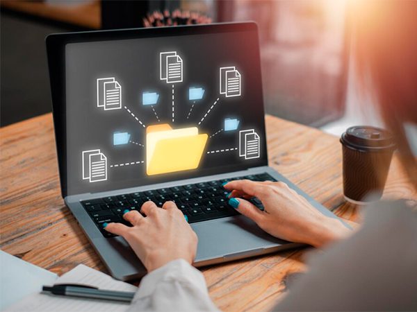 Информационная система обеспечения внутриведомственного и межведомственного документооборота и контроля исполнения поручений, в том числе с использованием облачных сервисов, переименована в информационную систему «Единое информационное пространство п...