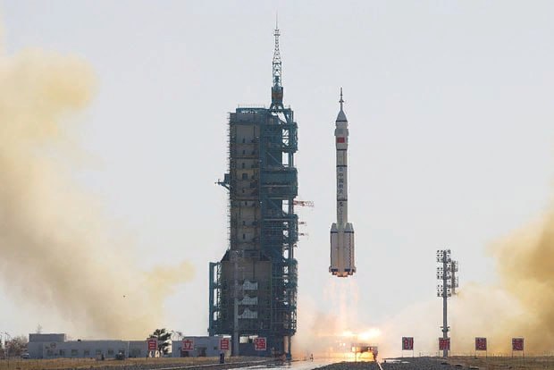 Китай успешно запустил новый спутник дистанционного зондирования Земли Tianhui-5, который будет использоваться для географических исследований, изучения земельных ресурсов и научных экспериментов. Это сообщила Китайская корпорация аэрокосмической нау...