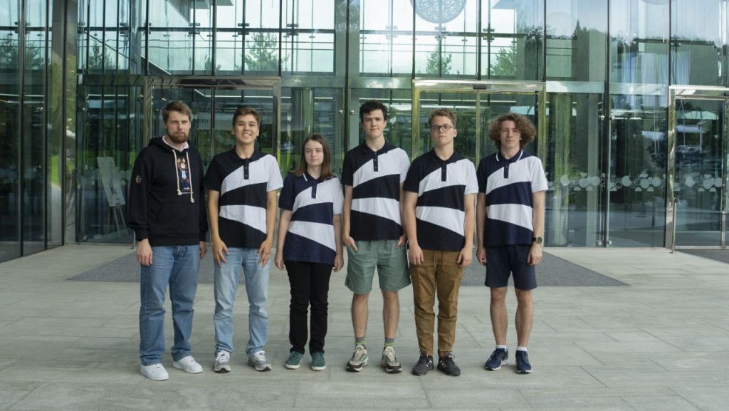 Опубликованы официальные результаты прошедшей в Боливии International Olympiad of Informatics – IOI-2025, и у нас есть возможность уточнить предыдущее сообщение о выступлении участников из России. Подробные результаты олимпиады представил официальный...