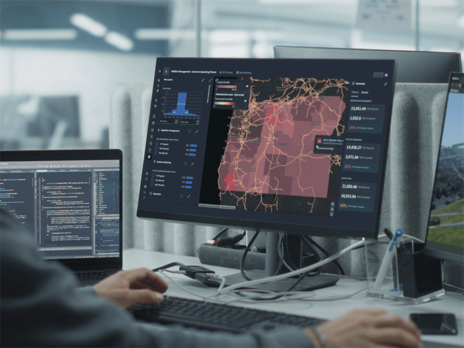 Ким Дотком (Kim Dotcom, имя при рождении — Ким Шмитц), основатель популярного в прошлом файлообменника Megaupload, заявил в соцсети X со ссылкой на данные, полученные при хакерской атаке, о массовой слежке IT-подрядчика Пентагона Palantir за политика...