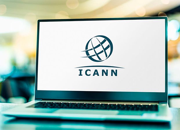 Корпорация ICANN на прошлой неделе официально объявила о внедрении поддержки интернационализированных адресов электронной почты в своей IT-инфраструктуре – почти через 14 лет после того, как в корневую зону системы доменных имён (DNS) были включены п...
