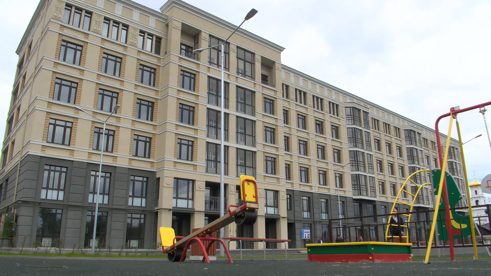 Правительство утвердило правила развития, ведения и эксплуатации единой информационной системы (ЕИС) «Стройкомплекс.РФ», где будет собрана вся информация, необходимая для реализации градостроительных решений. Согласно правилам, в ЕИС «Стройкомплекс.Р...