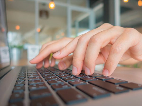 Системный интегратор DCLogic завершил исследование рыночных тенденций в сфере информационных технологий среди крупнейших заказчиков, сообщила компания. Анализ охватил организации из ключевых отраслей: промышленности, страхования, ритейла, ИТ и нефтех...