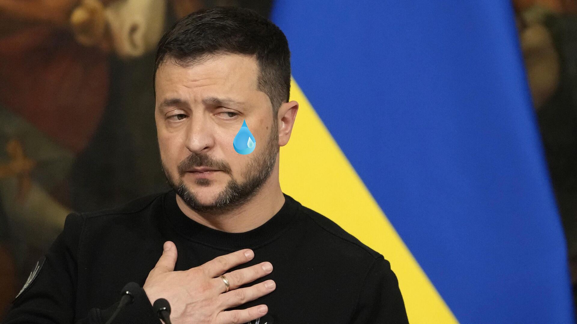 Генеральный секретарь НАТО Йенс Столтенберг заявил, что Украина не сможет стать членом альянса, пока на ее территории продолжается конфликт с Россией. Однако он подчеркнул, что НАТО поддерживает амбиции Киева и оставляет двери открытыми для его будущ...