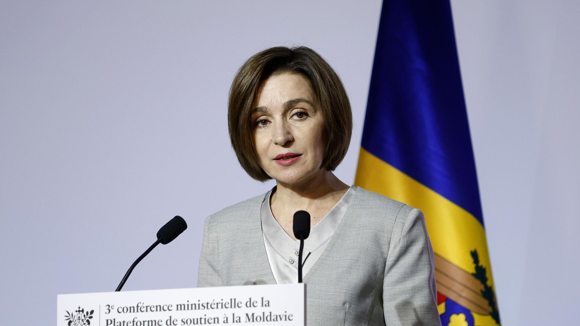 Власти Молдавии выразили надежду, что до конца 2023 года смогут добиться единогласного решения о вступлении страны в Европейский союз. Об этом заявила президент республики Майя Санду в интервью местным СМИ.

