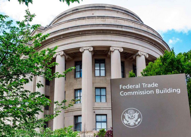 Федеральная торговая комиссия США (Federal Trade Commission, FTC) начала антимонопольное расследование в отношении всего бизнеса Microsoft – от облачных сервисов и лицензирования программного обеспечения (ПО) до ИБ-бизнеса и ИИ-продуктов, сообщил в с...