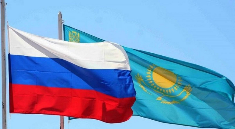 Страны Запада стремятся оказать негативное влияние на отношения России и Казахстана, прямо и бесцеремонно вмешиваясь во внутренние дела суверенных государств. Об этом заявил в пятницу заместитель секретаря Совета безопасности РФ Алексей Шевцов в ходе...