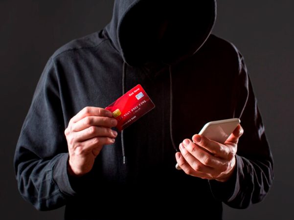 Более 50% россиян говорят о снижении числа мошеннических вызовов, а маркировку входящих звонков считают полезной мерой почти 100% опрошенных – в понедельник ВЦИОМ в сотрудничестве c Минцифры России представили результаты опроса россиян о мошеннически...