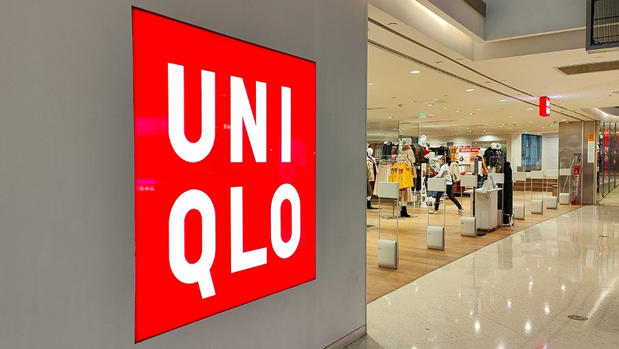 Японский бренд одежды Uniqlo окончательно ушел из России после года приостановки своей деятельности. Компания расторгла все договоры аренды с торговыми центрами, уволила весь персонал и закрыла свой офис в Москве. Причиной такого решения стали полити...