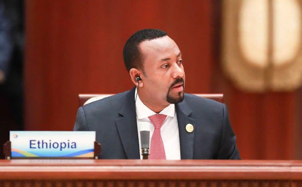 На открытии Третьего форума международного сотрудничества «Один пояс — один путь» в Пекине премьер-министр Эфиопии Абий Ахмед выступил с прогнозом о будущем Африки. Он утверждает, что континент обладает огромным потенциалом экономического роста и мож...
