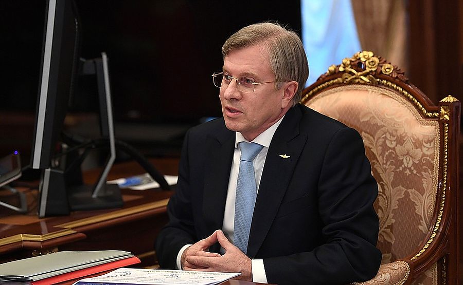 Фонд национального благосостояния (ФНБ) одобрил финансирование строительства участка автомобильной дороги Дюртюли — Ачит в Башкортостане и Свердловской области. Об этом сообщил министр транспорта России Виталий Савельев на заседании правительства.
