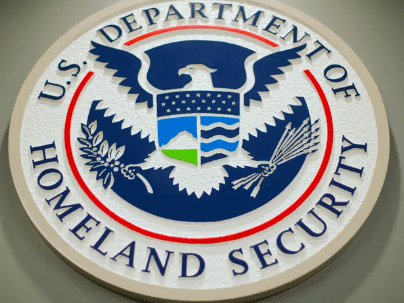 Американское министерство внутренней безопасности (Department of Homeland Security, DHS) опубликовало в четверг руководство по внедрению технологий искусственного интеллекта (ИИ) на объектах критической инфраструктуры Руководство не обязательно к исп...