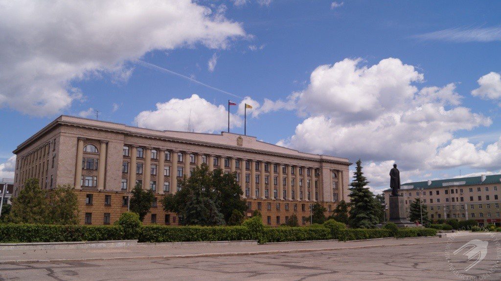 В Пензенской области полномочия в сфере транспорта переданы в министерство строительства и дорожного хозяйства, ранее эти вопросы находились в ведении Минцифры, транспорта и связи, сообщает местный ТВ-канал со ссылкой на соответствующее постановление...