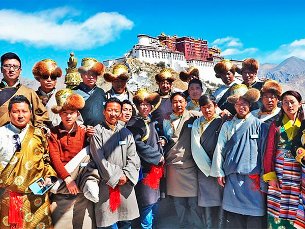 Все жители Тибетского автономного района (Юго-Западный Китай) получили доступ к сети пятого поколения, сообщает агентство Синьхуа. В создание 5G-инфраструктуры Тибет инвестировал 3,2 миллиарда юаней. В общей сложности было построено 8710 базовых стан...
