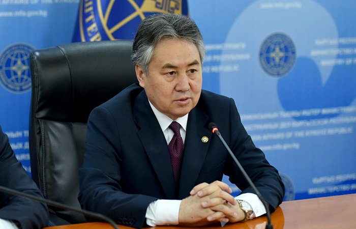 Кыргызстан не видит препятствий для сотрудничества с Россией и руководствуется только своими интересами, не взирая на угрозы «вторичных санкций» со стороны Запада. Об этом заявил глава МИД КР Жээнбек Кулубаев в программе «Москва. Кремль. Путин» на ка...