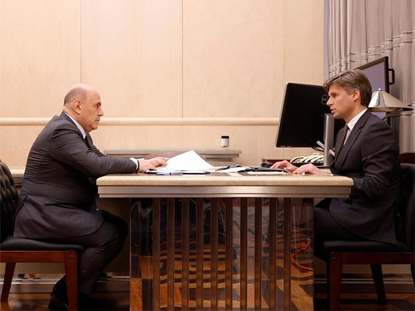Для повышения эффективности производства «Роскосмос» «планирует двигаться» по трём направлениям цифровизации: это «тяжёлое» программное обеспечение; работа с кадрами; искусственный интеллект, – рассказал назначенный в феврале глава госкорпорации Дмит...